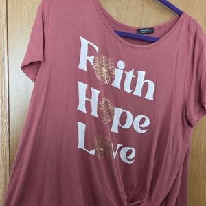 Julian Taylor Women's Graphic Tee in Rose